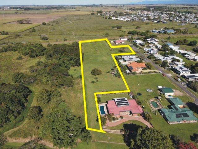 Land for sale in Hinchinbrook, Queensland