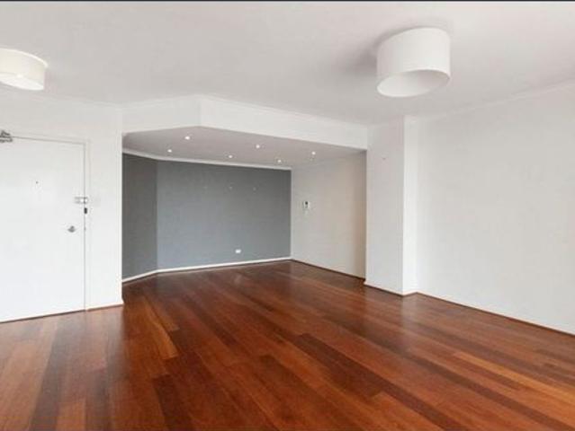 Apartment for rent in Lower North Shore, Sydney