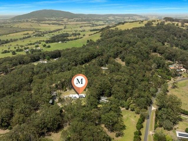 Cottage for sale in Berry