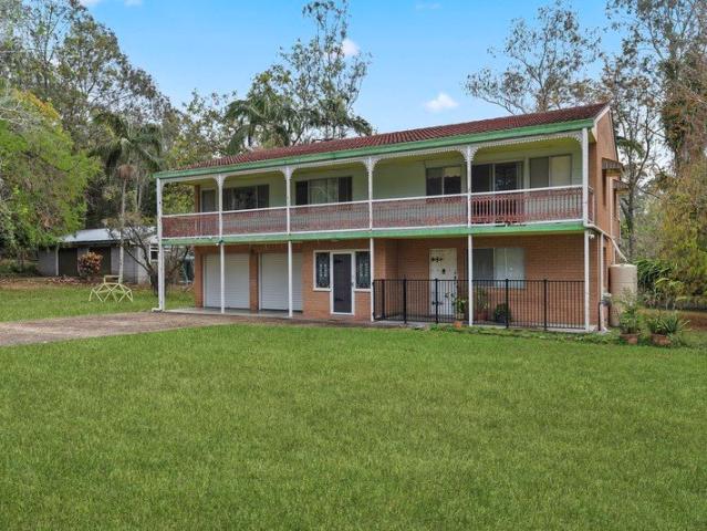 Cottage for sale in Anstead, Greater Brisbane