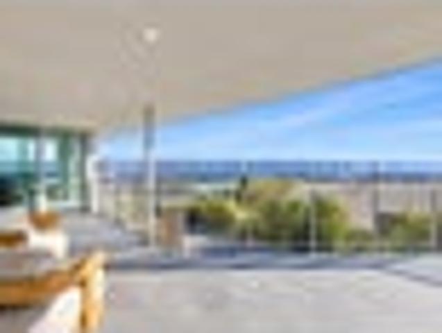 House for sale in Chaslands, Canterbury