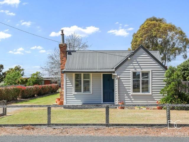 House for sale in Kelso, Greens Beach