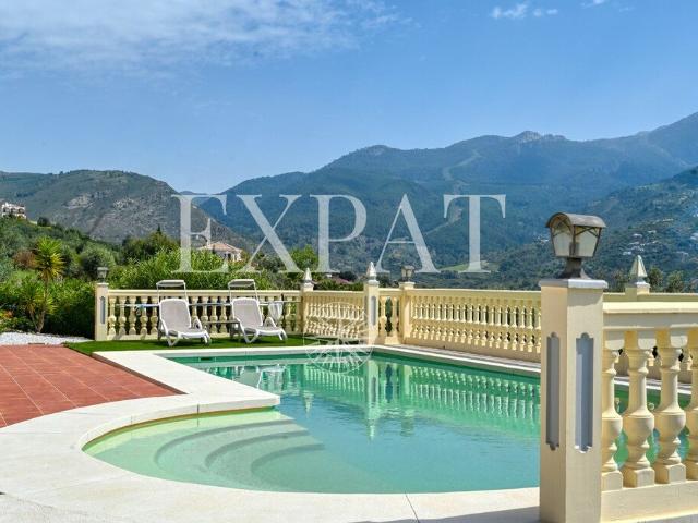 Casa en venta en La Axarquía, Andalucía