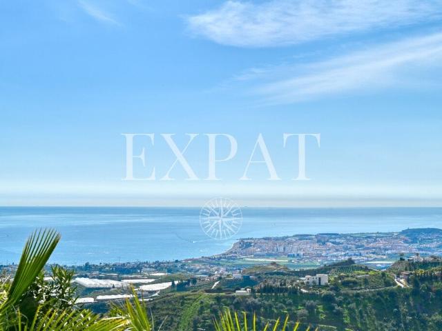 Casa en venta en La Axarquía, Andalucía