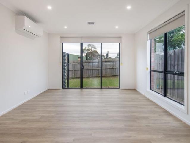 Townhouse for rent in Boronia, Melbourne