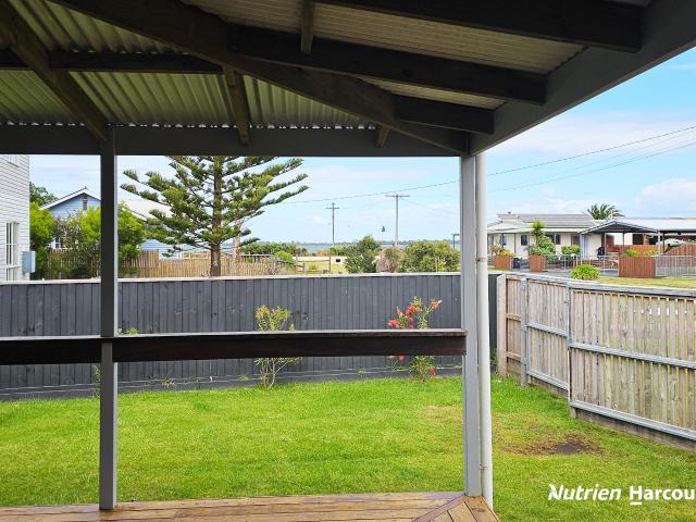 House for sale in Robertsons Beach, Victoria