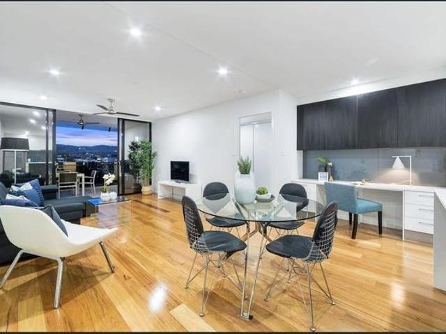 Apartment for rent in Toombul, Queensland