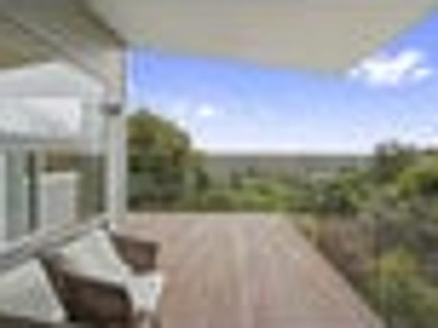 House for sale in Chaslands, Canterbury