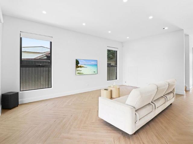 House for rent in Toongabbie, Sydney
