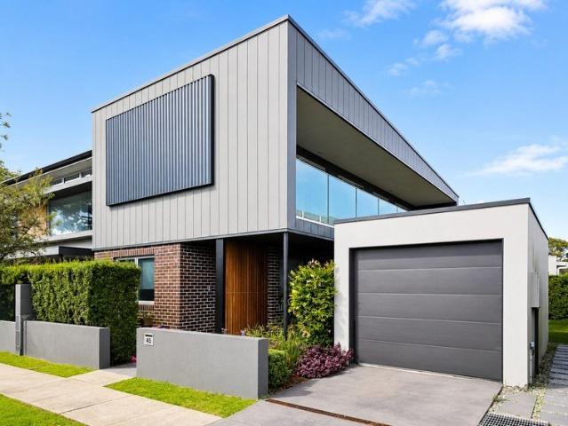 Townhouse for rent in Sydney, New South Wales