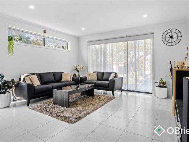 Townhouse for rent in Camerons Creek, Victoria