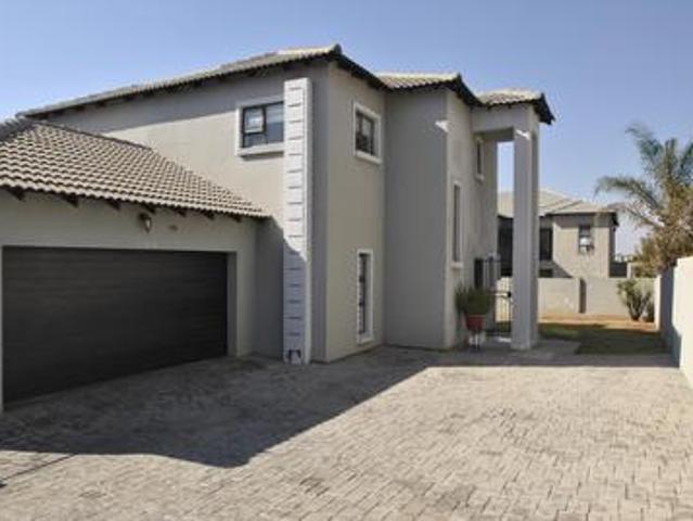 House for sale in Olievenhoutbos, Gauteng