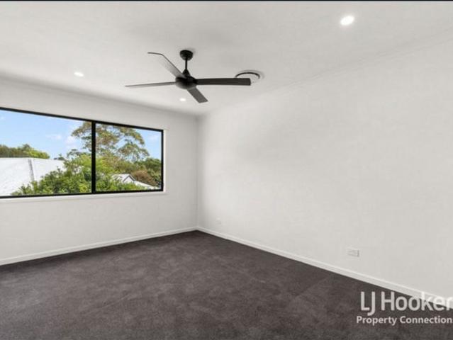 Townhouse for rent in Toombul, Queensland