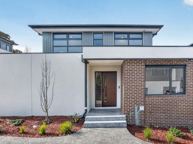 Townhouse for sale in Camerons Creek, Victoria
