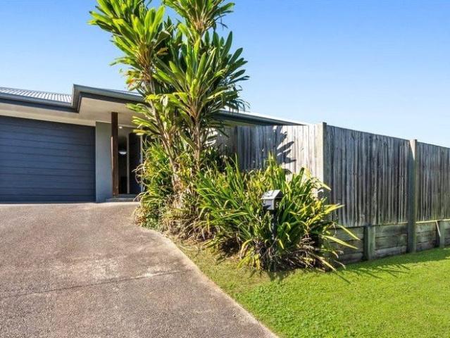 Duplex for rent in Fernbrook, Queensland