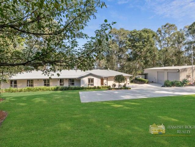 Cottage for sale in Sydney, New South Wales