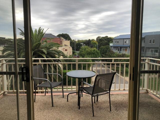 Apartment for rent in Flemington, Victoria