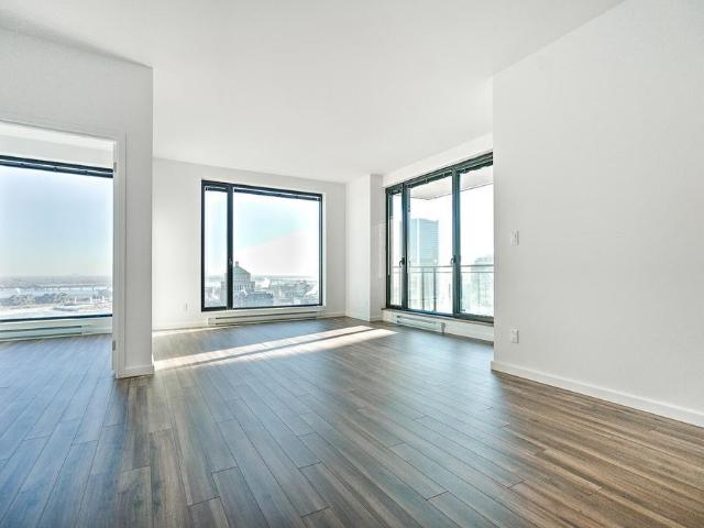 Apartment for rent in St. Leonard's, Quebec