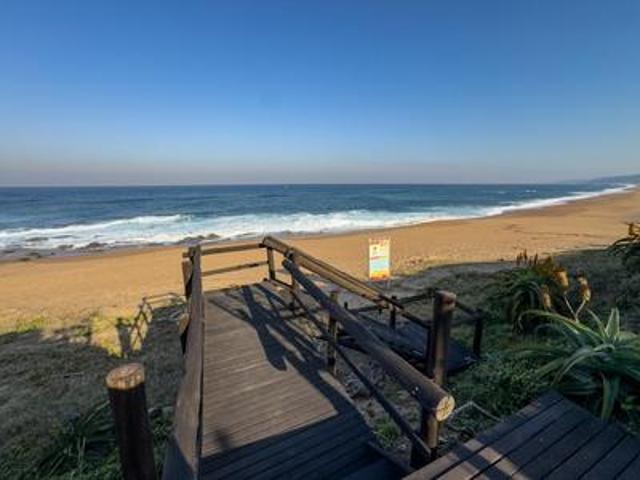 Townhouse for sale in Princess Grant, Kwazulu-natal