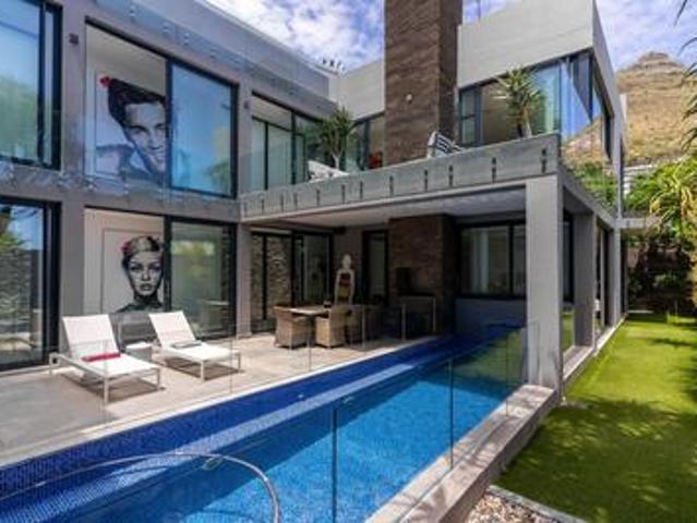 House for sale in Cape Town, Western Cape