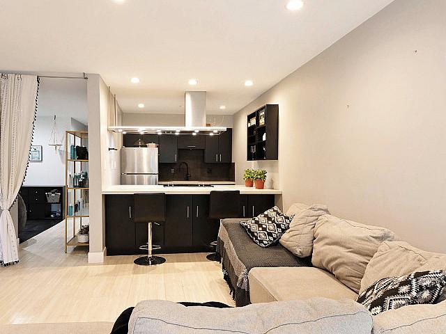 Condo for sale in Surrey, British Columbia