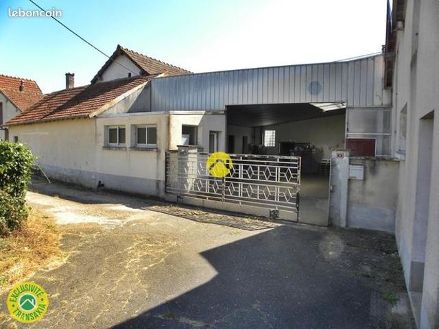 Maison vente à Bourges, Santranges