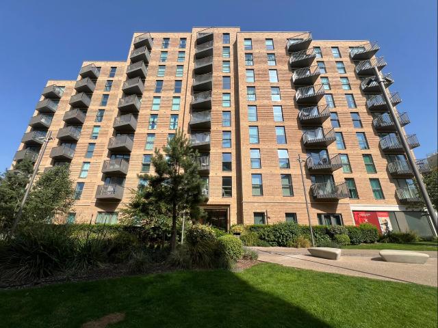 Apartment for rent in Slough