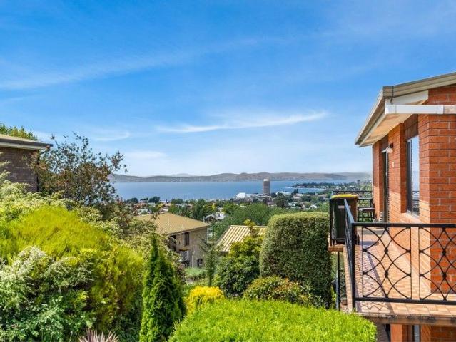 House for sale in South Hobart