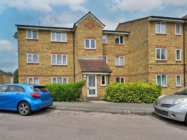 House for rent in Holywell Estate, North Watford