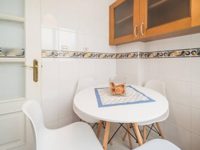 Apartamento en alquiler en Barrio de las Cruces, Almería
