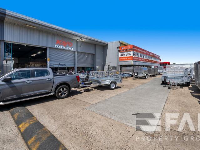 Warehouse for rent in Toombul, Queensland