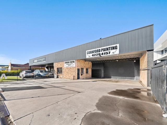 Warehouse for sale in Wollongong West, New South Wales