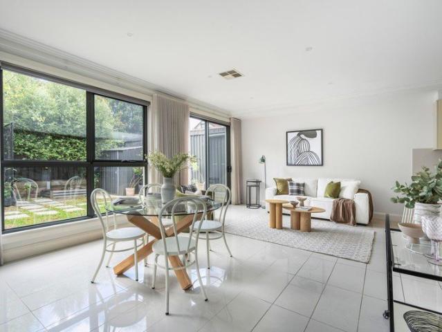 Townhouse for sale in Thornbury, Melbourne