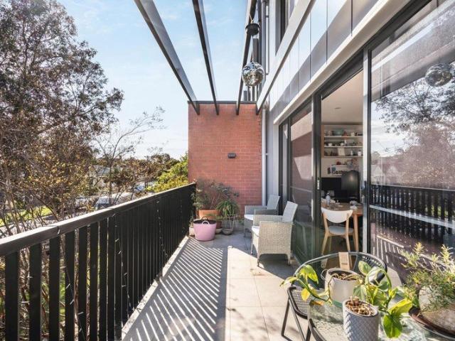 Townhouse for sale in Northcote, Melbourne