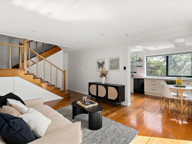 Townhouse for sale in Pascoe Vale, Melbourne