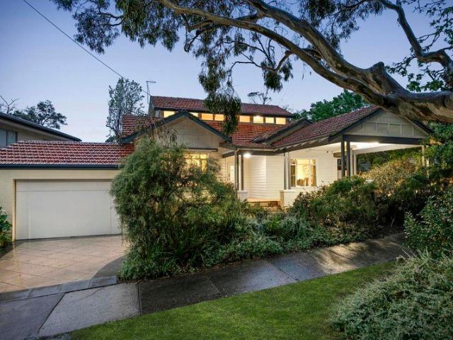 House for sale in Ivanhoe East, Melbourne