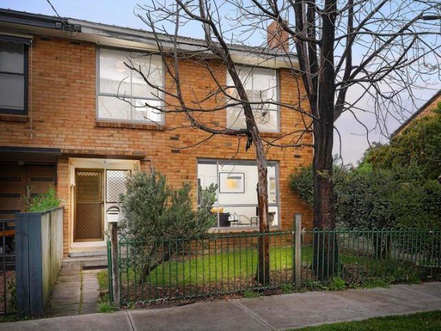 House for sale in Heidelberg West, Melbourne