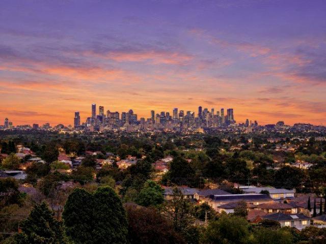 Apartment for sale in Ivanhoe, Melbourne