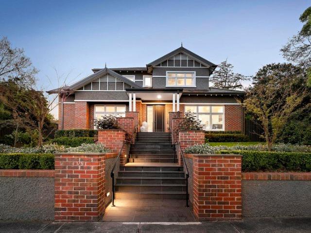 Townhouse for sale in Ivanhoe, Melbourne