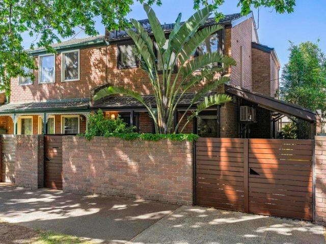 House for sale in Kensington, Melbourne