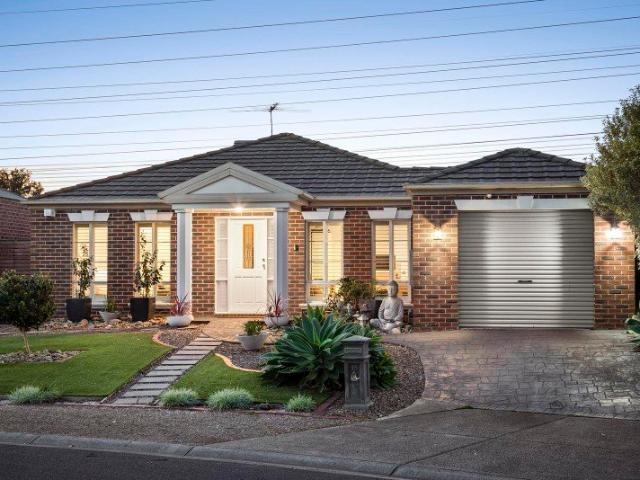 House for sale in Gowanbrae, Melbourne