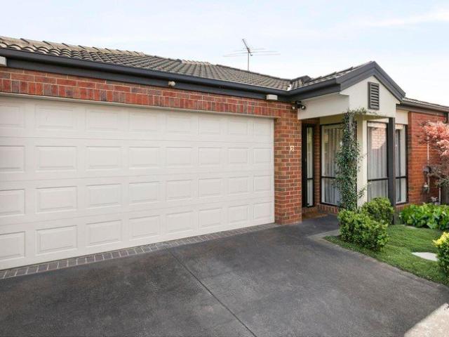Apartment for sale in Macleod, Melbourne