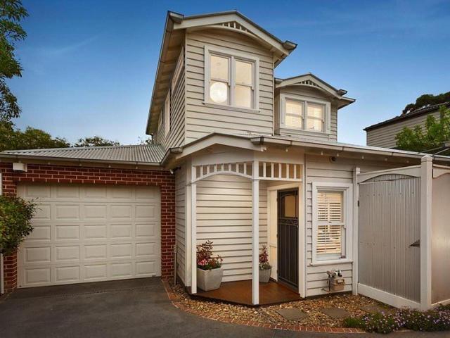 Townhouse for sale in Camerons Creek, Victoria