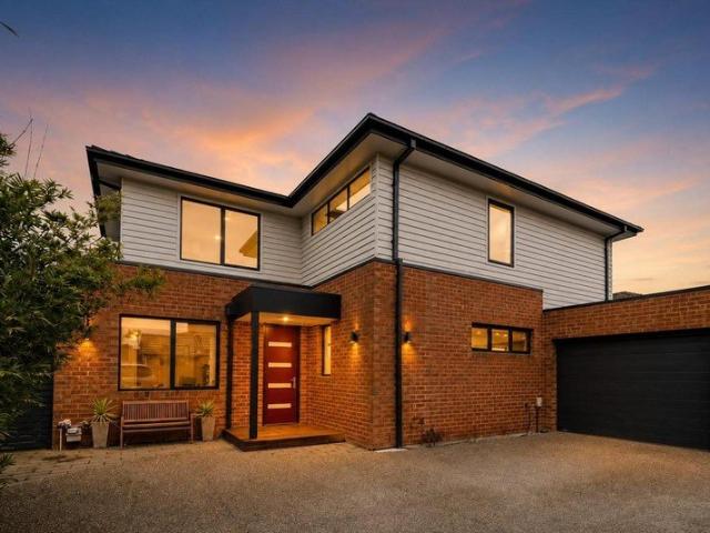 Townhouse for sale in Camerons Creek, Victoria