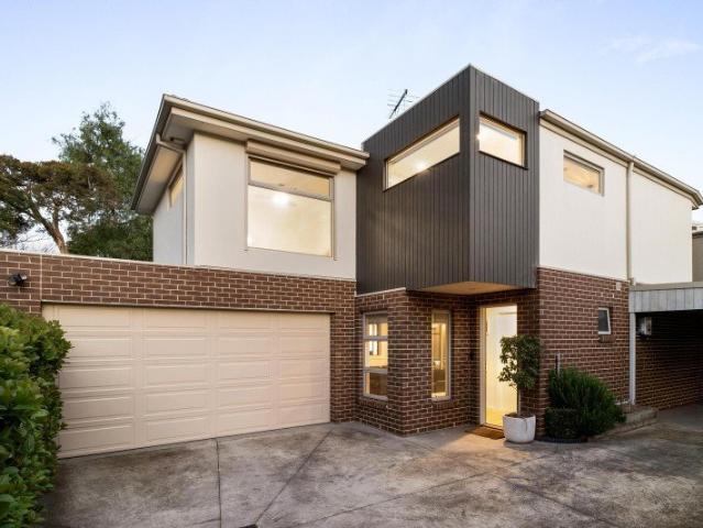 Townhouse for sale in Camerons Creek, Victoria