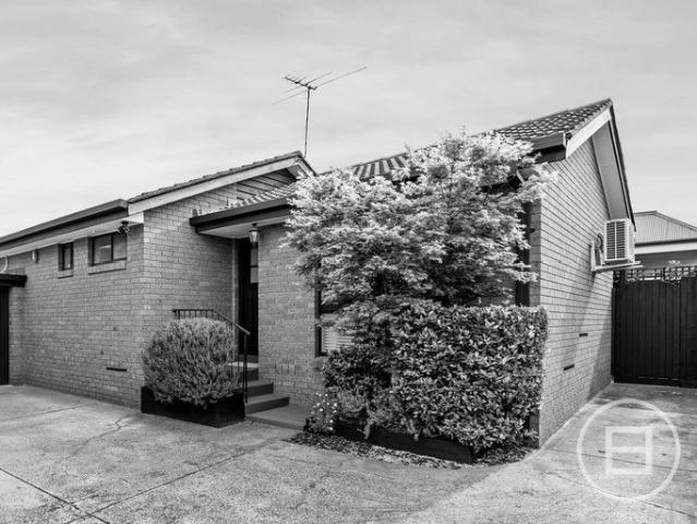 House for sale in Essendon, Melbourne