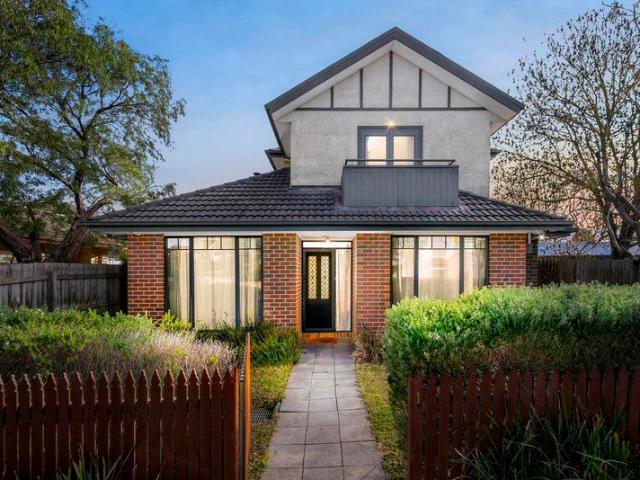 Townhouse for sale in Camerons Creek, Victoria