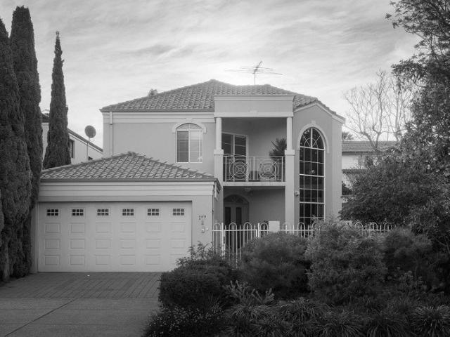 House for sale in Applecross, City of Melville