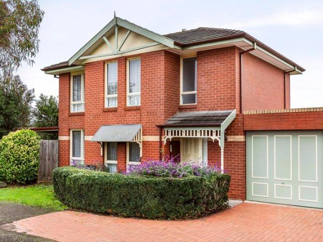 Townhouse for sale in Camerons Creek, Victoria