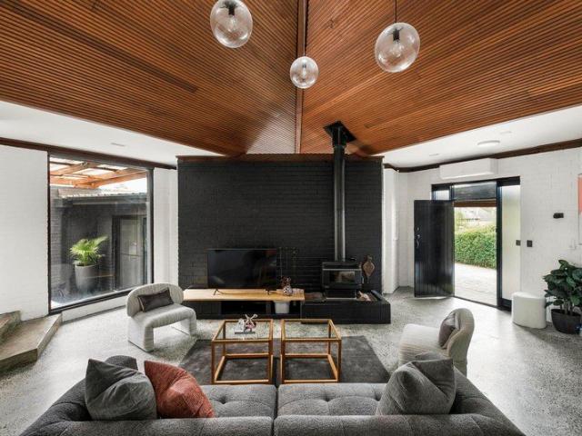 Villa for sale in Camerons Creek, Victoria